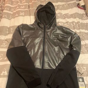 Under Armer Men’s ColdGear Windbreaker/jacket